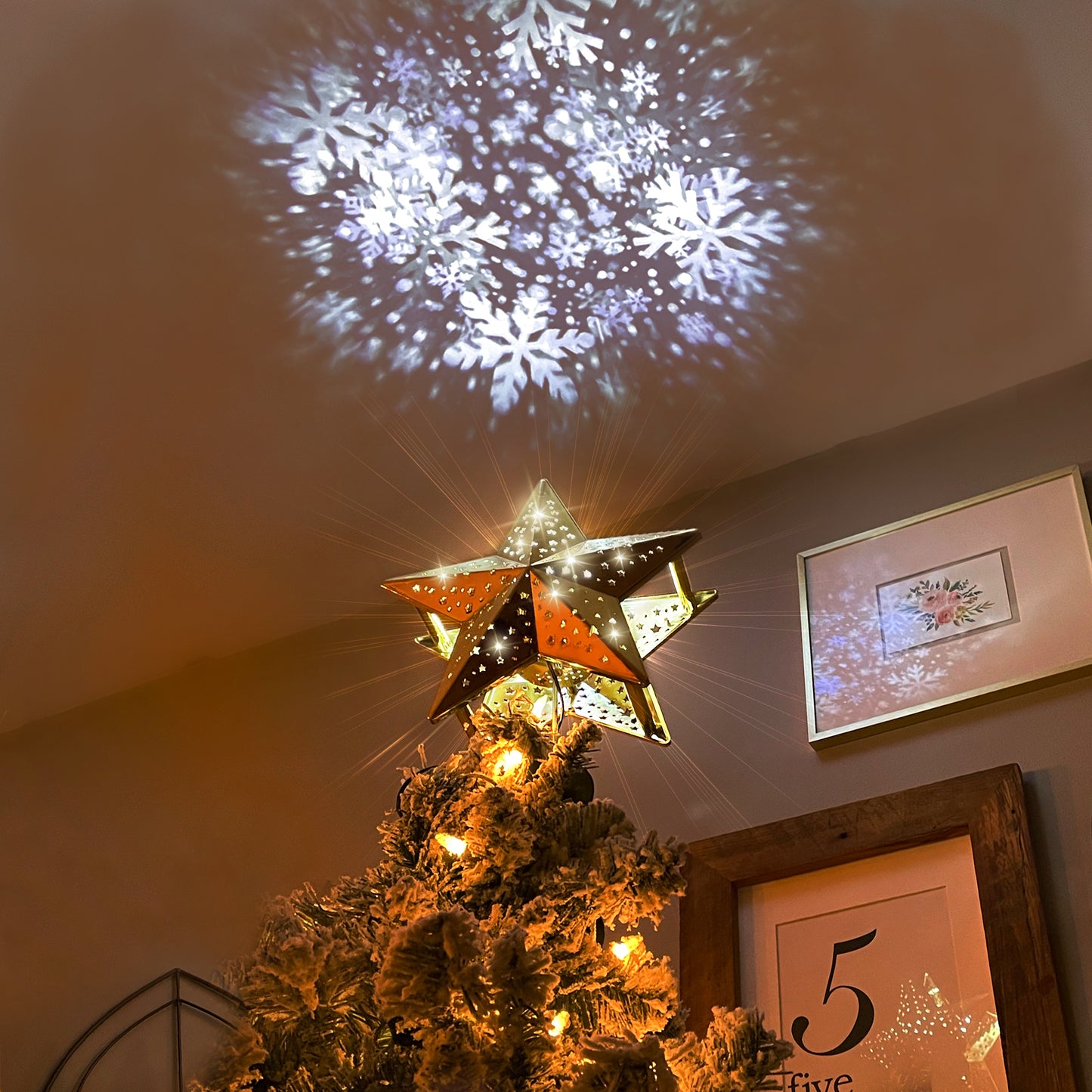 Christmas Tree Topper Snowstorm Projection with Gold Metallic Surface